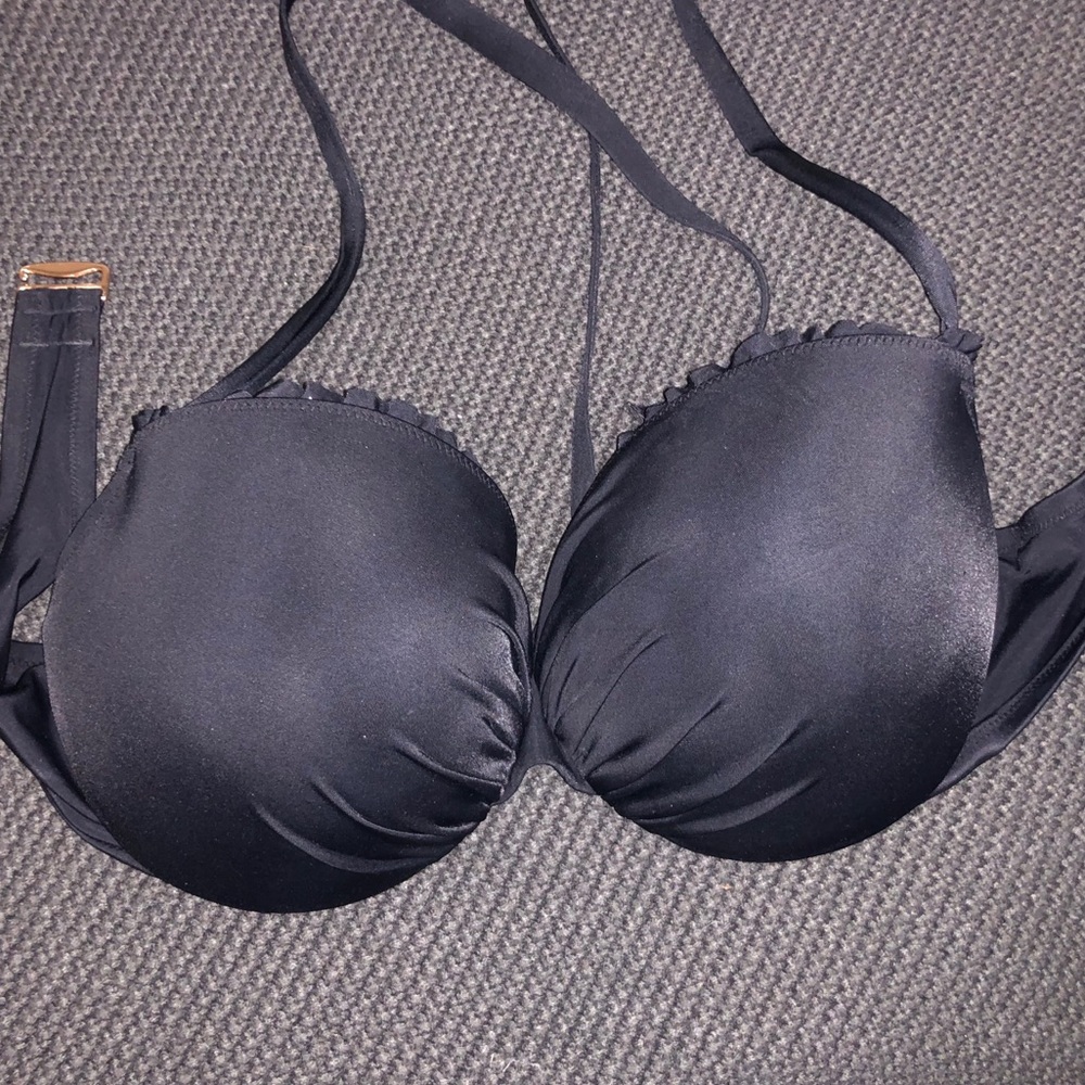 Victoria Secret bathing suit top 34DDD